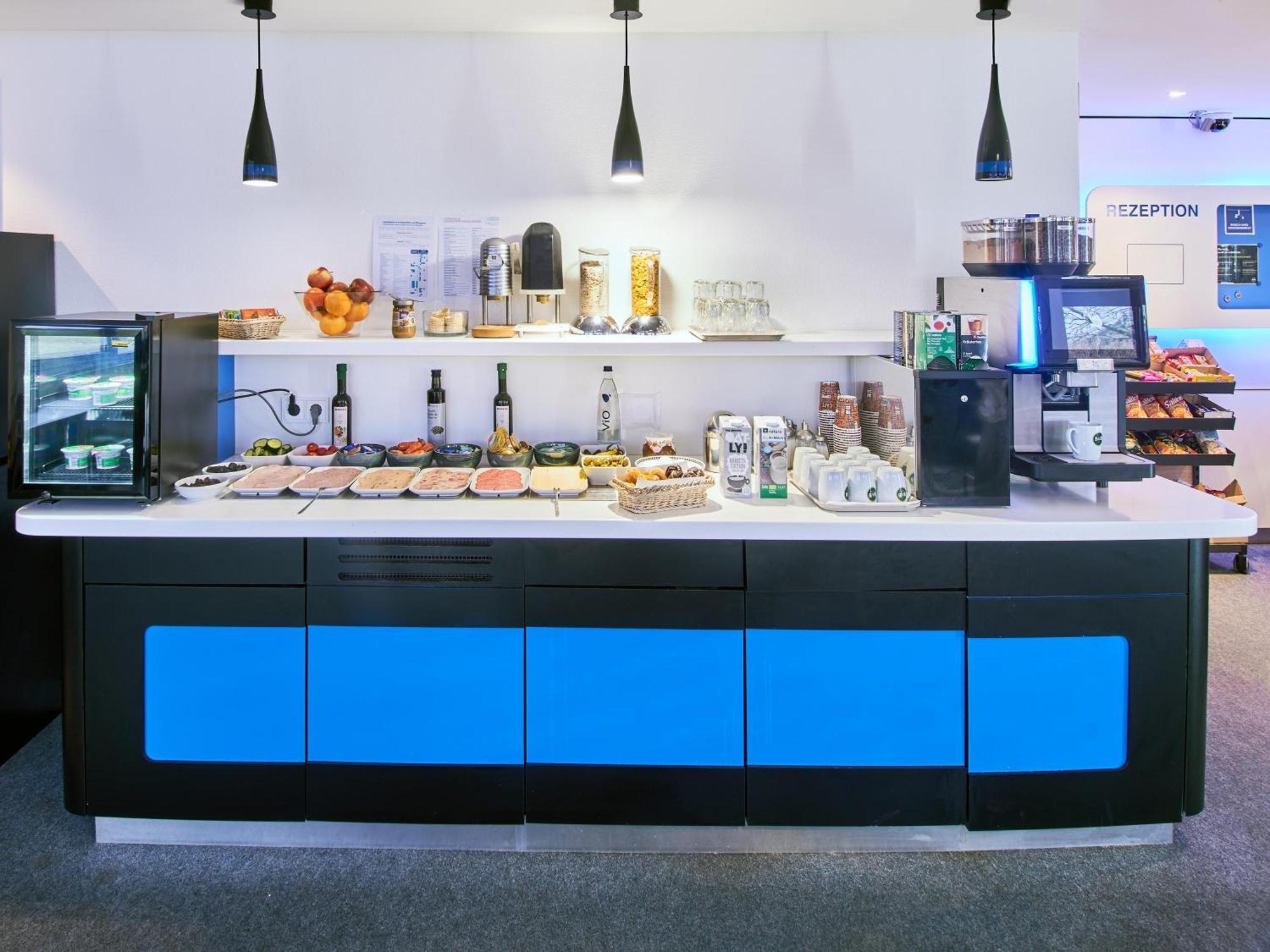 B&B Hotel Wiesbaden-Ost Екстериор снимка